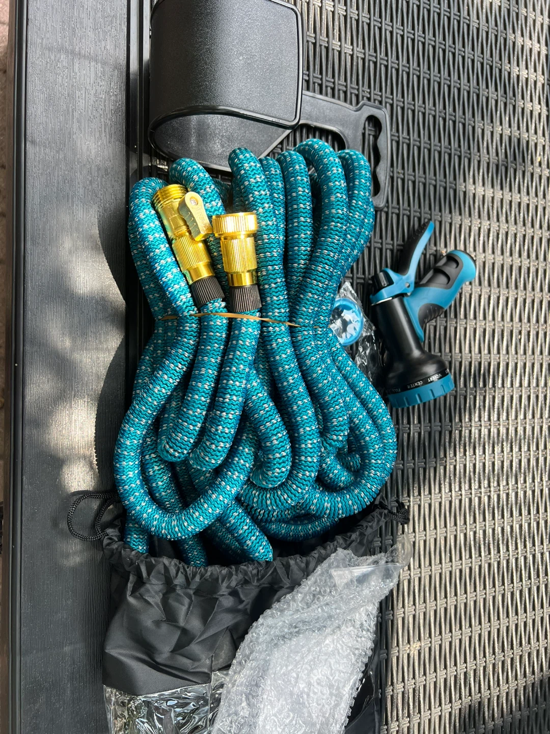 Expandable Garden Hose with Spray Nozzle