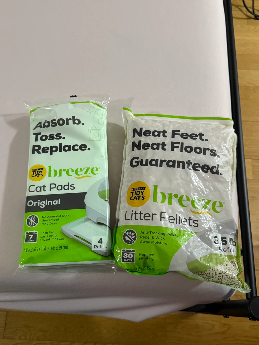Purina Tidy Cats Breeze Litter Pellets & Cat Pads