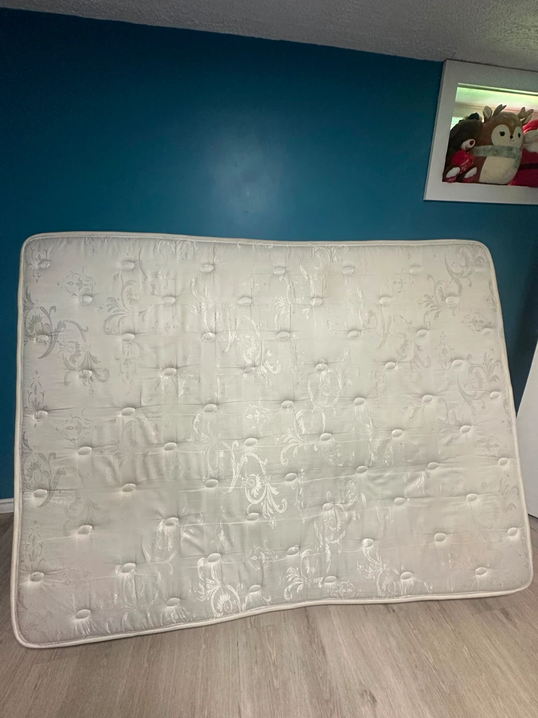 White Queen Size Mattress - photo 3
