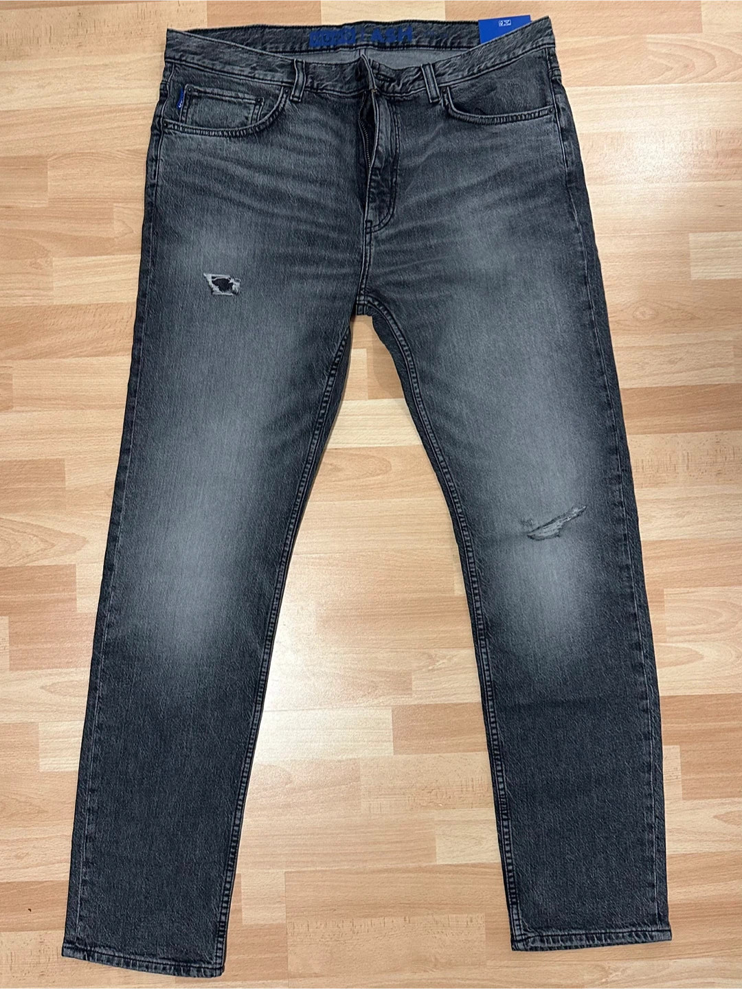 HUGO Ash Slim Fit Jeans