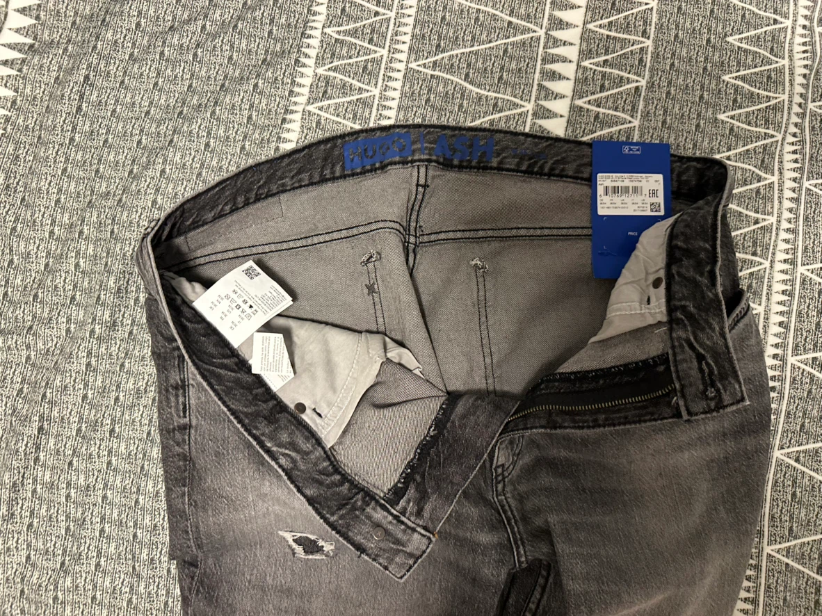 HUGO Ash Slim Fit Jeans - photo 4