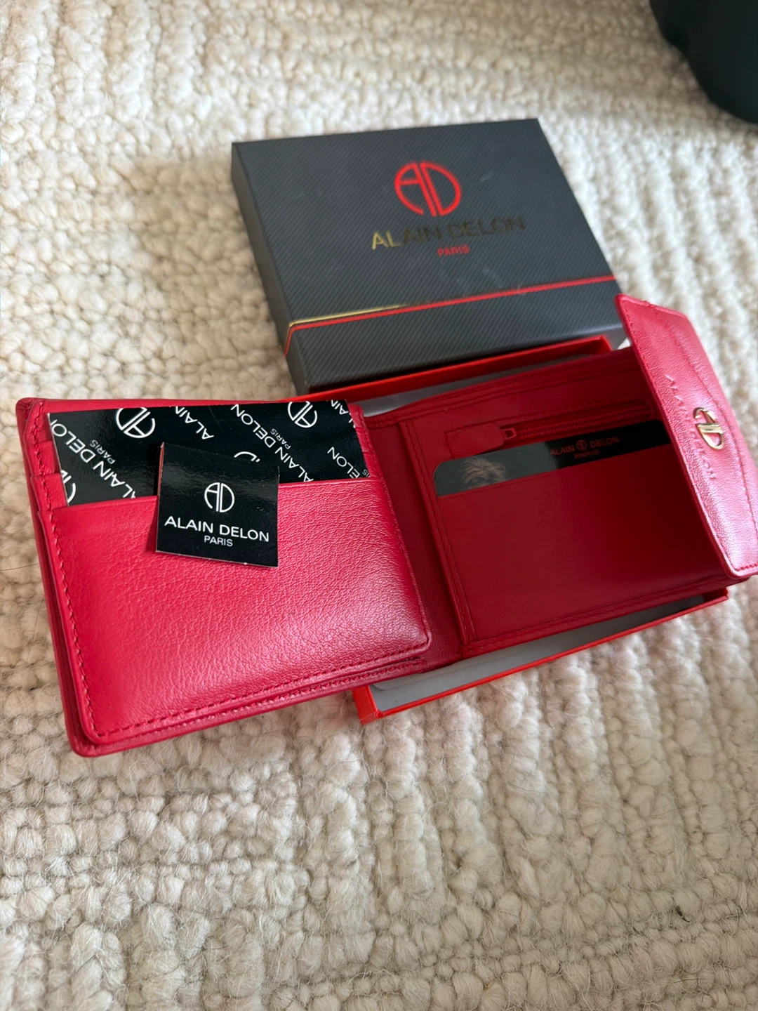 Alain Delon Red Leather Bifold Wallet Set - photo 2
