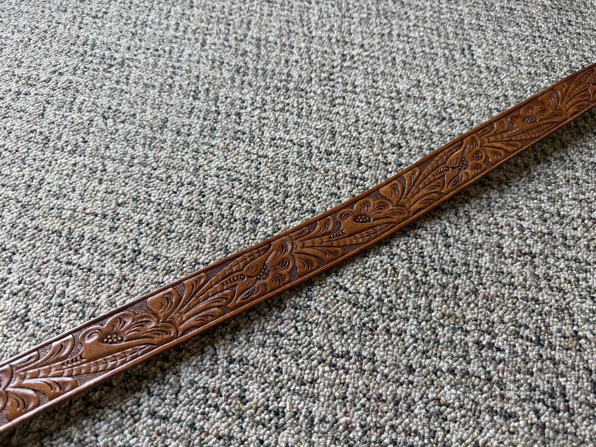 Vintage Woolco genuine leather tooled western belt - photo 3