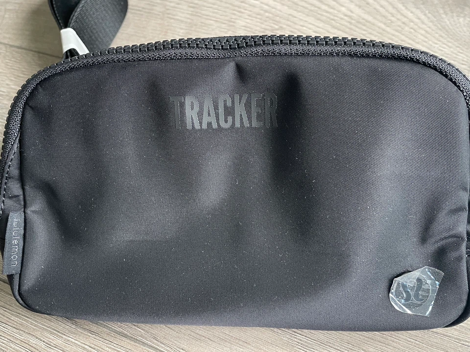 BNWT Lululemon Black Everywhere Belt Bag