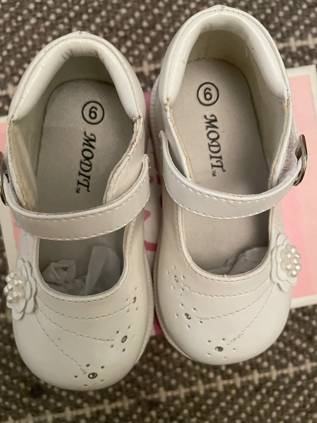 MODIT White Mary Jane Shoes Size 6 - photo 5