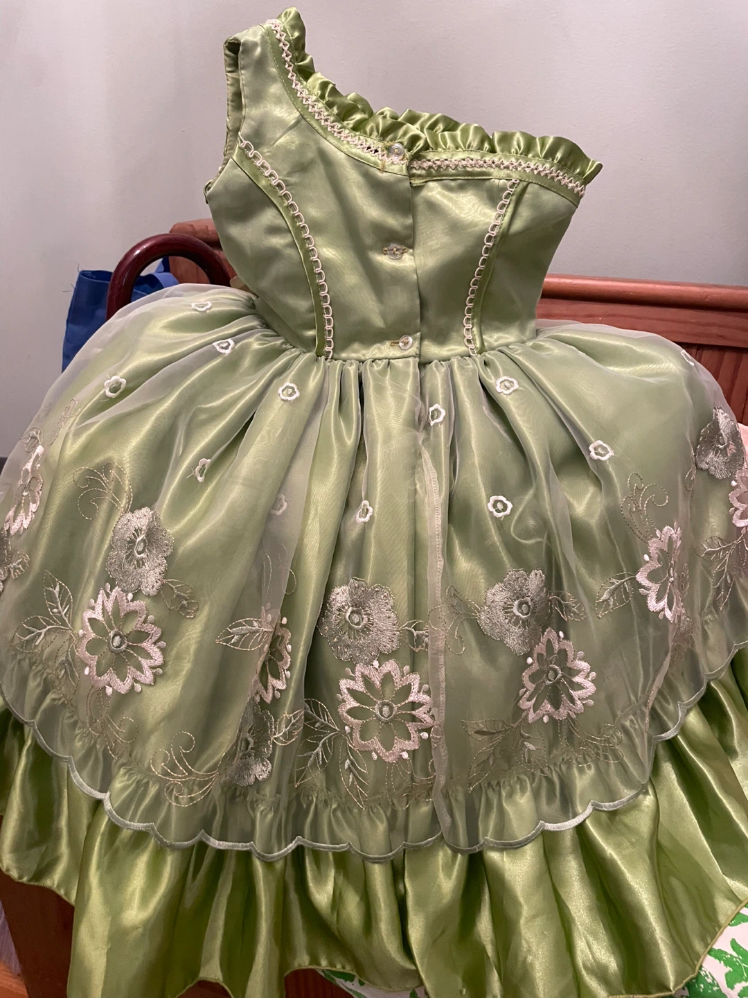 Green Formal Dress - photo 5