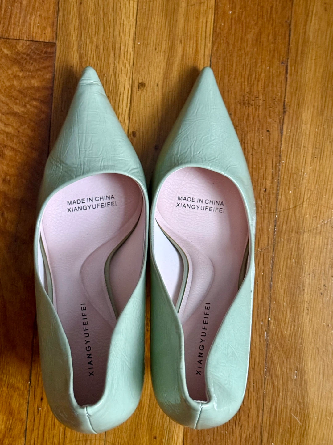 Brand New mint Green Patent Heels - photo 2