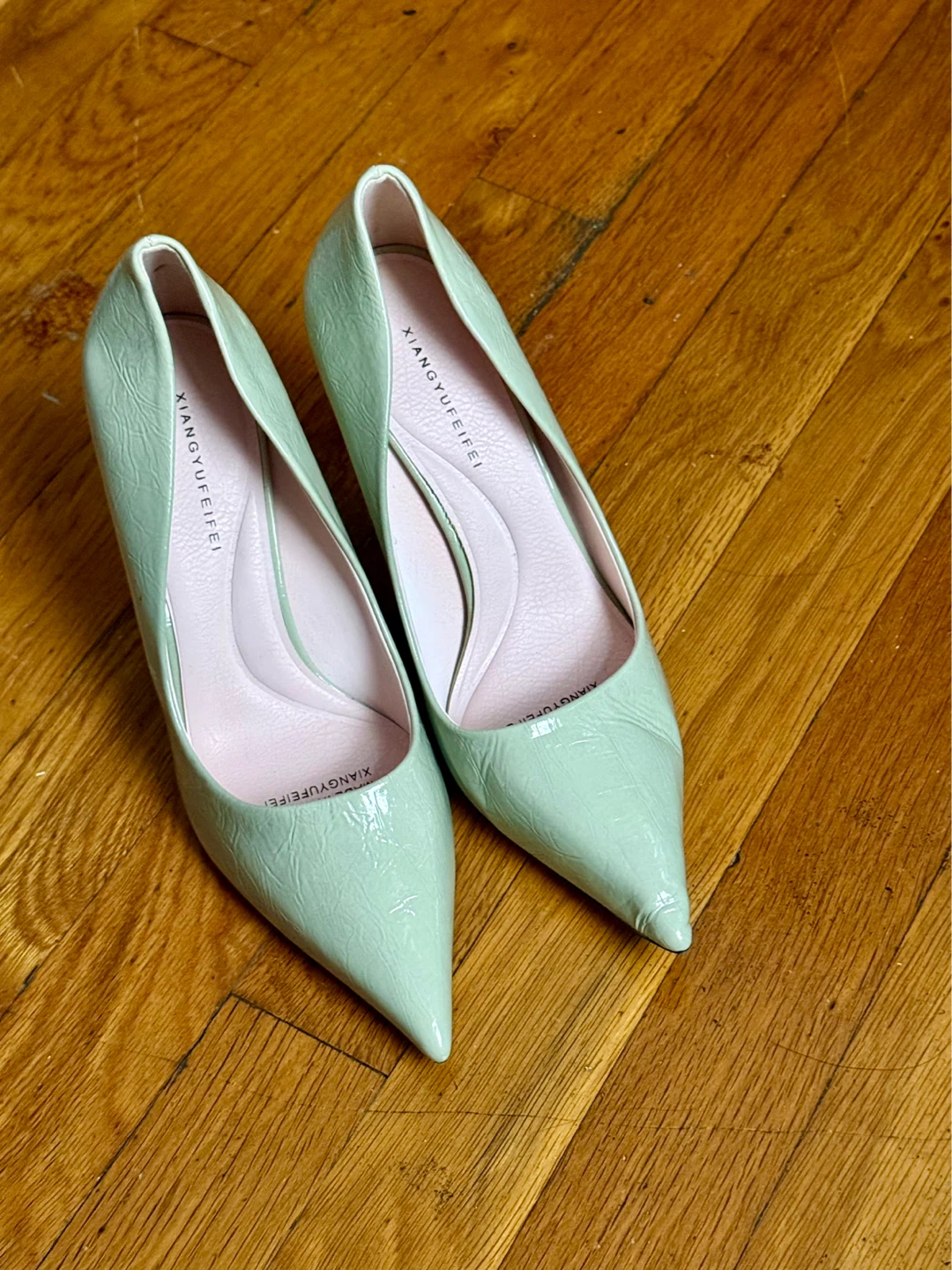 Brand New mint Green Patent Heels - photo 3