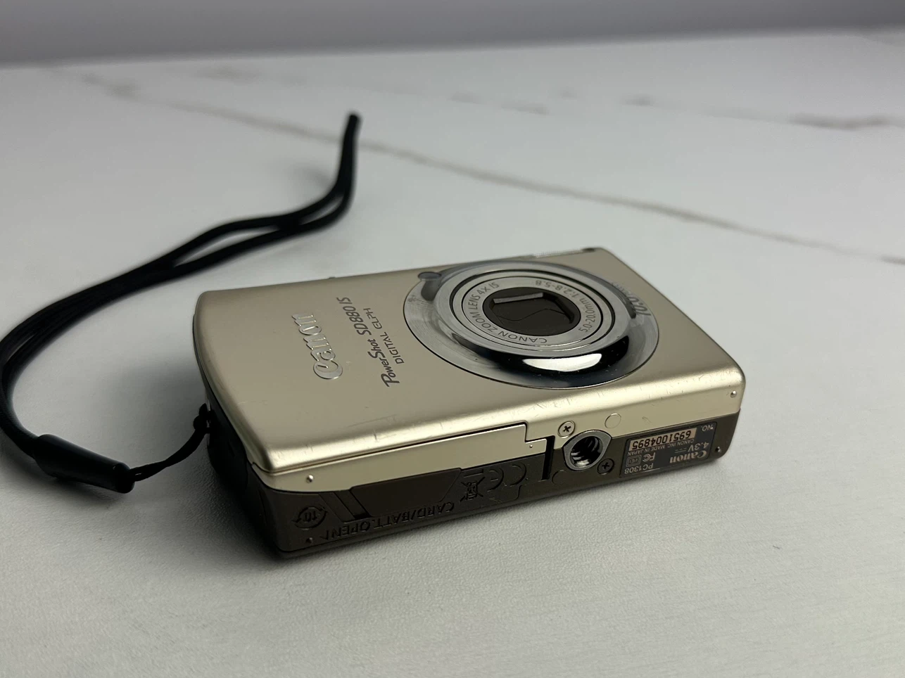 Canon PowerShot SD880 IS Digital ELPH 10.0MP Camera Gold - photo 4