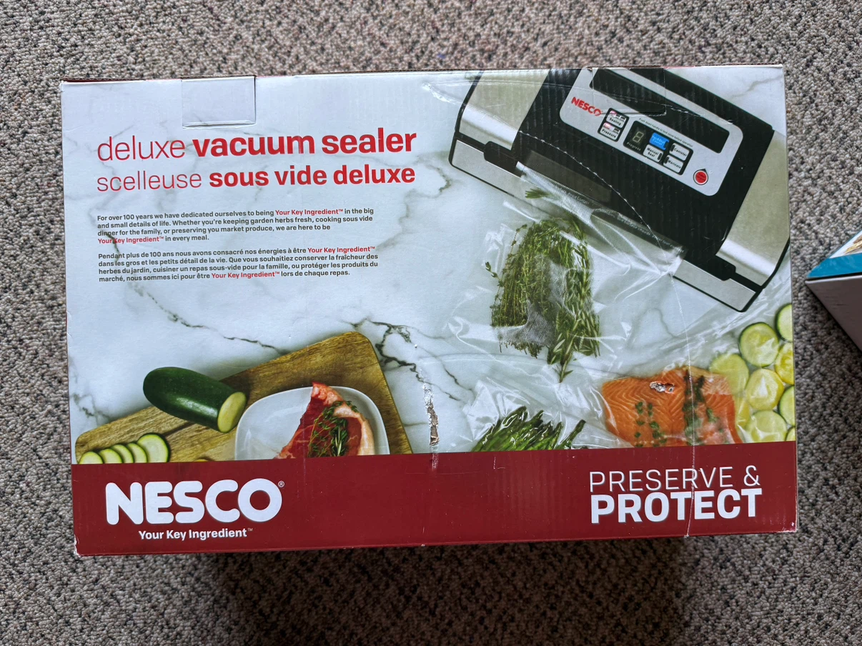Nesco Deluxe Vacuum Sealer - photo 3