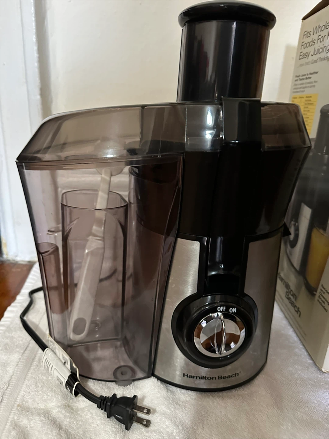 Hamilton Beach Big Mouth Pro Juice Extractor - photo 2