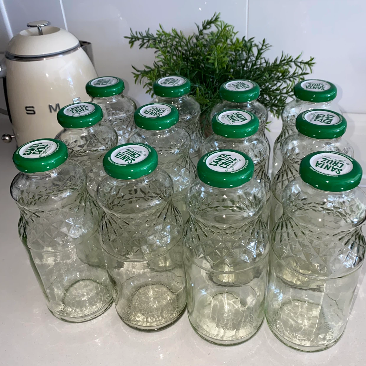 Glass jars for juicing, smoothies, cold coffee