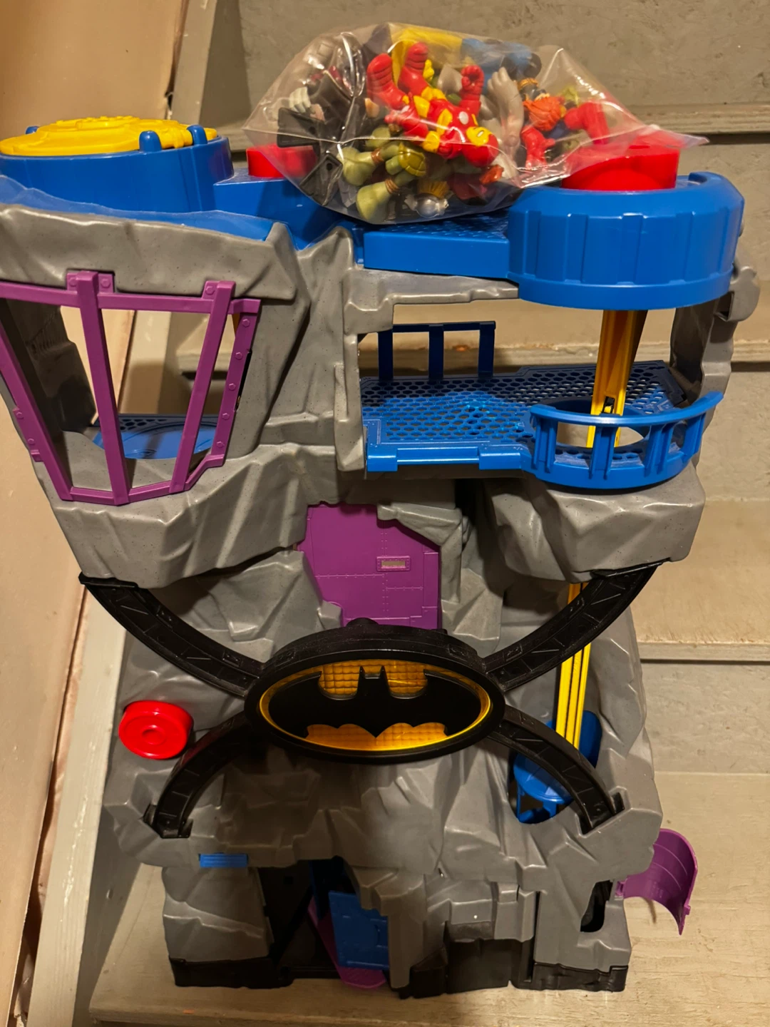 Fisher-Price Imaginext DC Super Friends Batcave