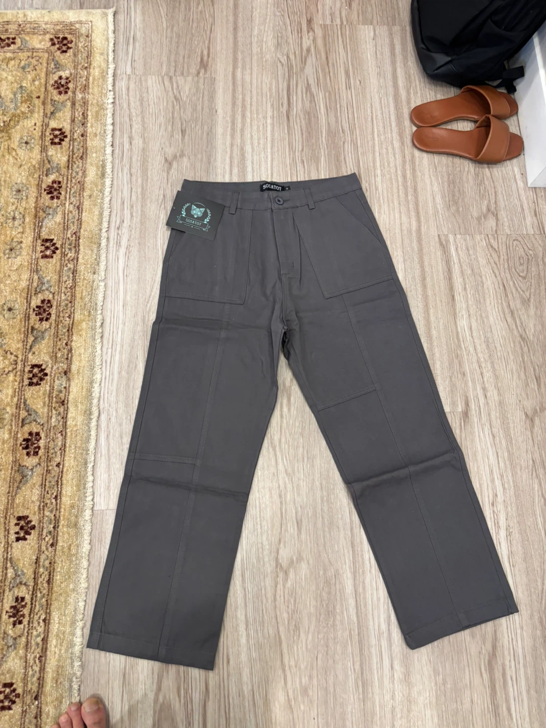SOIATOT Grey Pants - Size M
