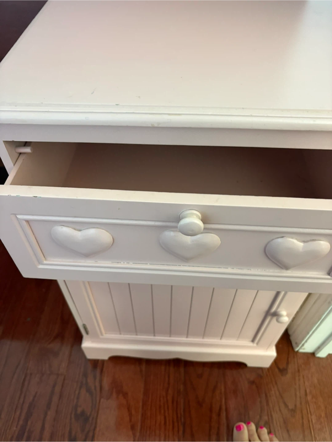 Pink Heart Nightstand - photo 2