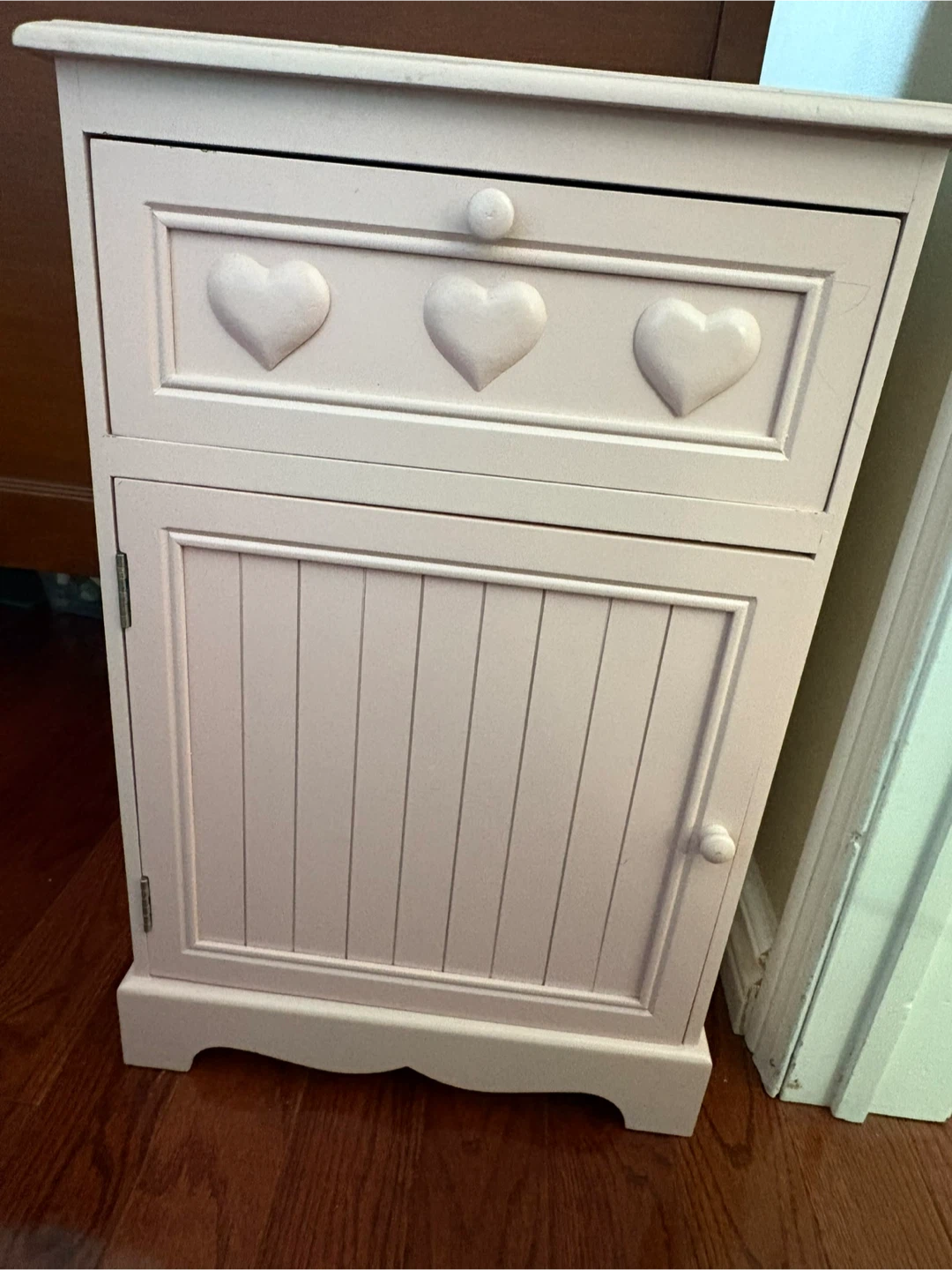 Pink Heart Nightstand - photo 3