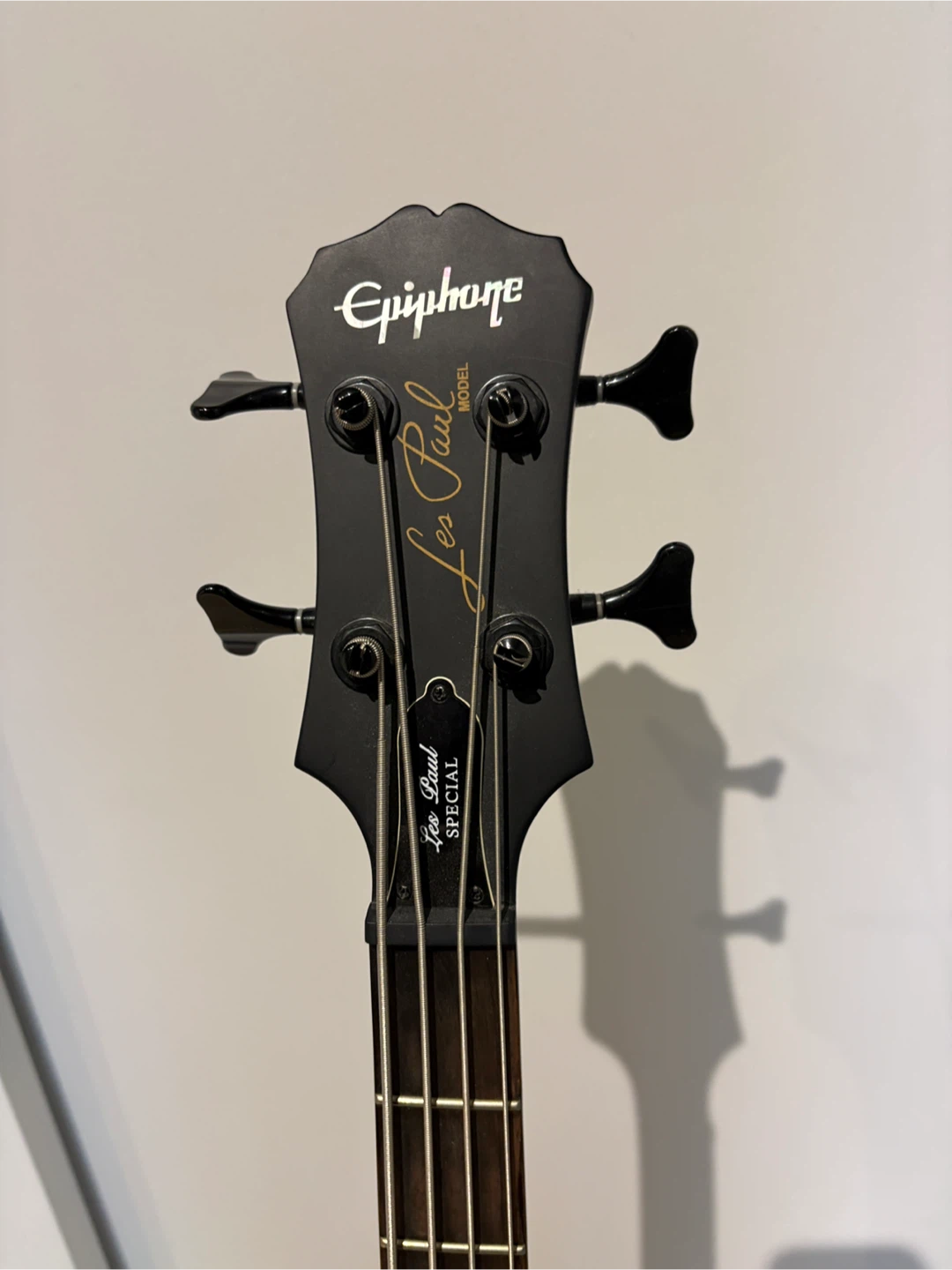 2011 Epiphone Les Paul Special Bass with Gig Bag - photo 2
