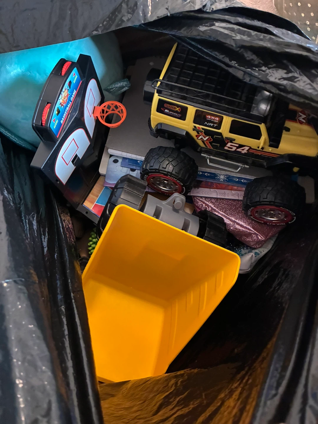 FREE  *Assorted Kids' Toys Bundle* - photo 2