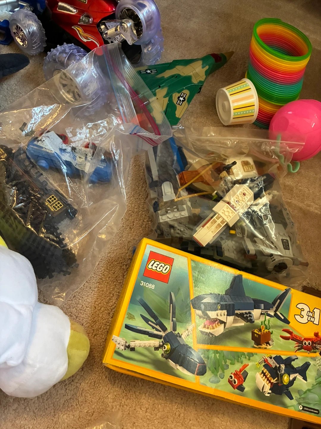 FREE  *Assorted Kids' Toys Bundle* - photo 5