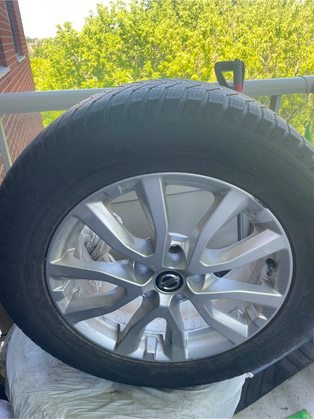 Original Nissan all season tires
