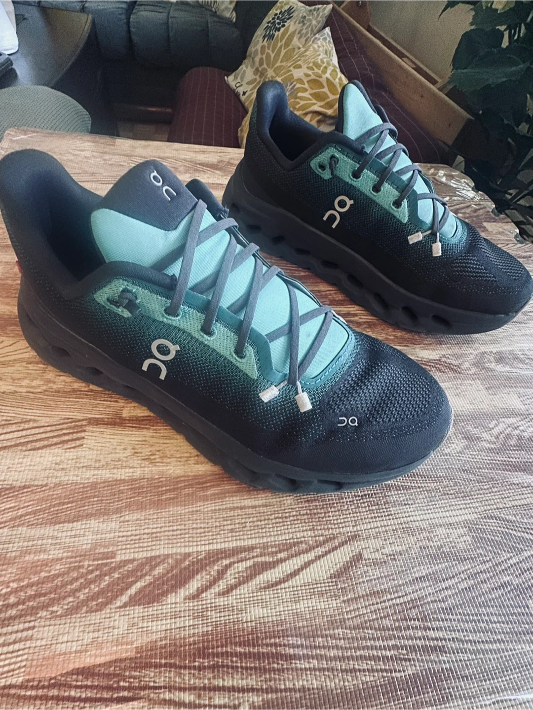 ON CloudTec Phase Running Shoes - photo 2