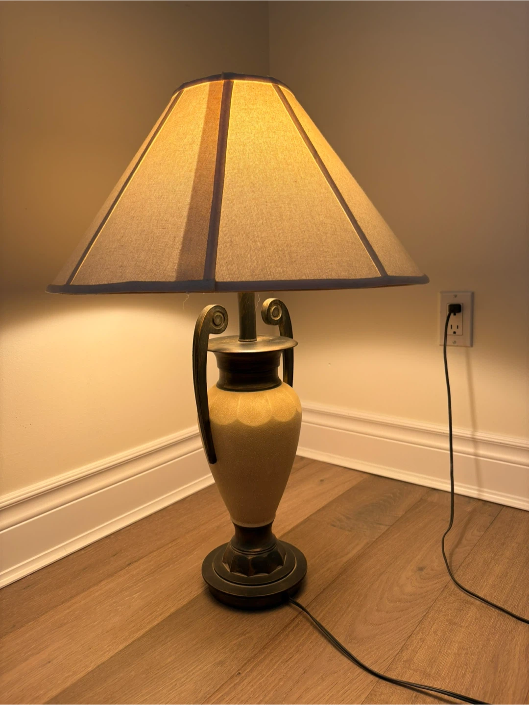 Decorative Table Lamp - photo 2