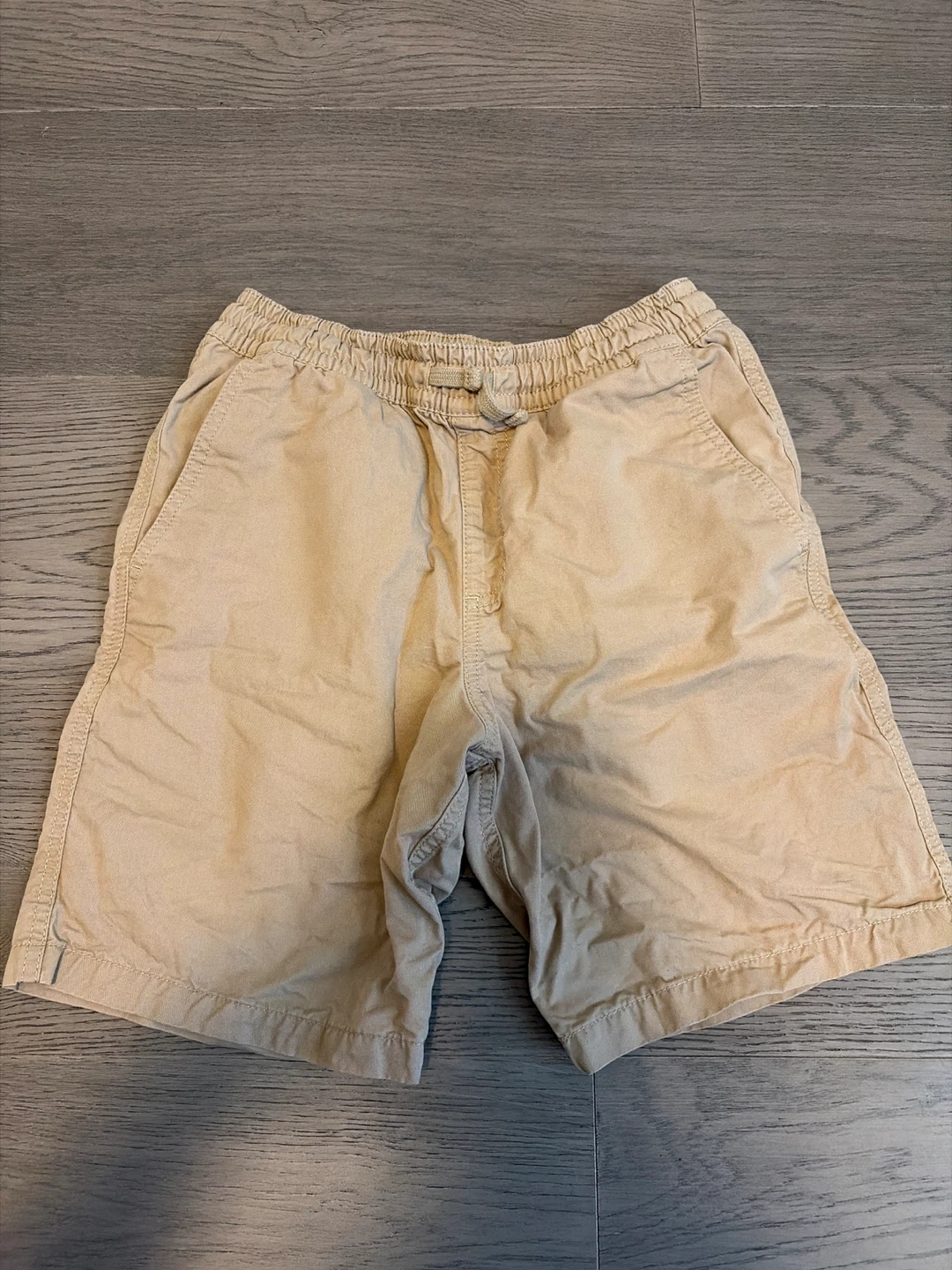 Vans Boys size Large shorts