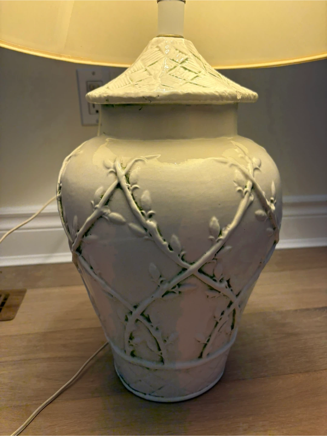 Ceramic Ginger Jar Table Lamp with Beige Shade - photo 4