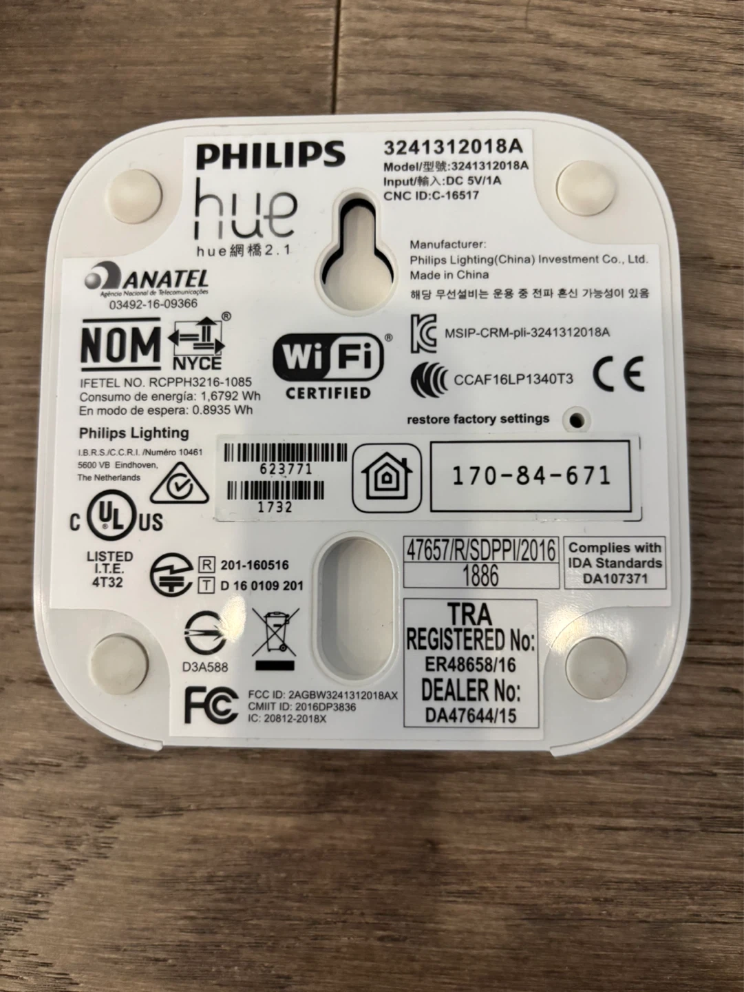Philips Hue Bridge