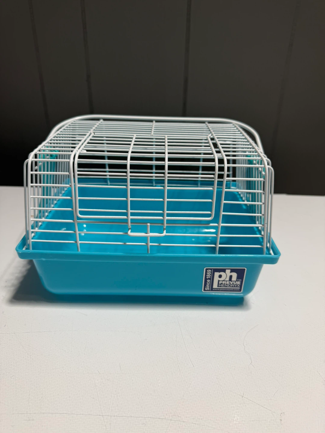 Prevue Hendryx Small Animal Travel Carrier Cage