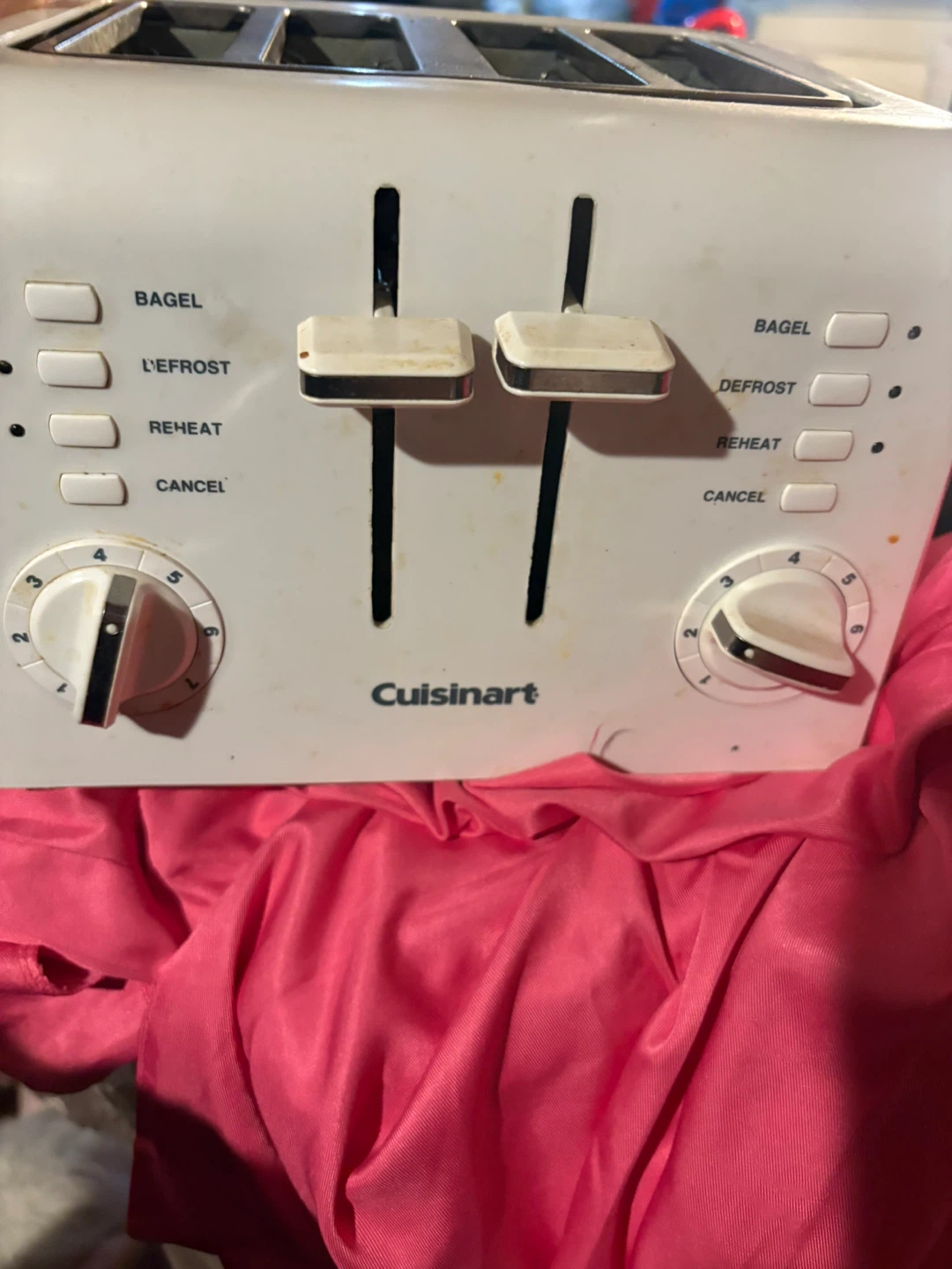 Cuisinart 4-Slice Toaster - photo 2