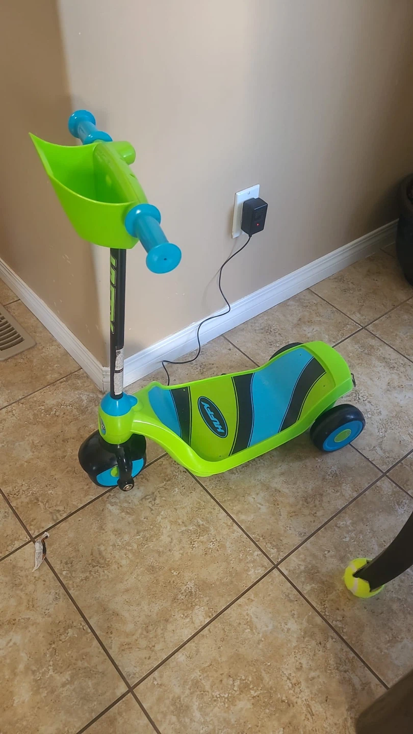 Huffy 3-Wheel Scooter