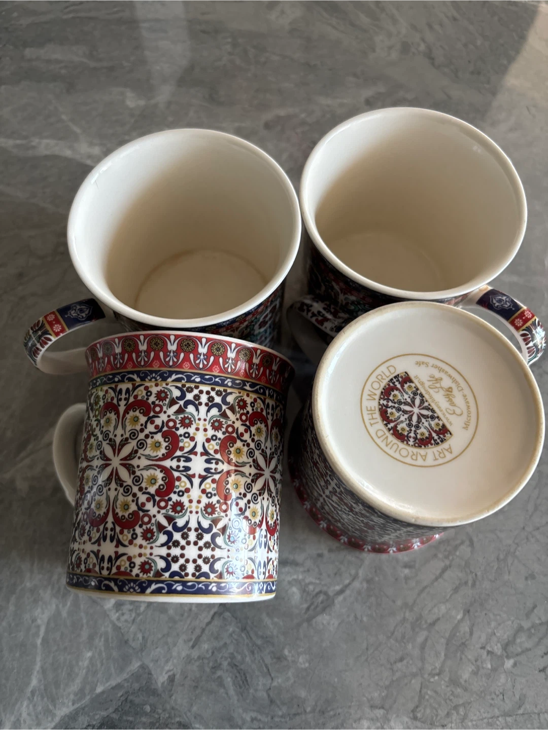 Set of 4 "Art Around the World" Mugs