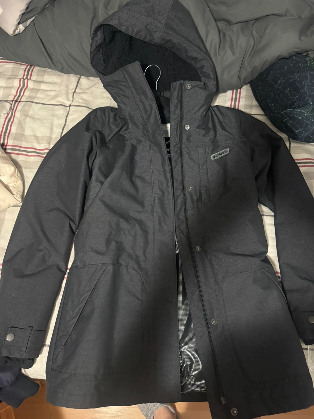 Columbia Black Hooded Insulated Jacket - photo 3