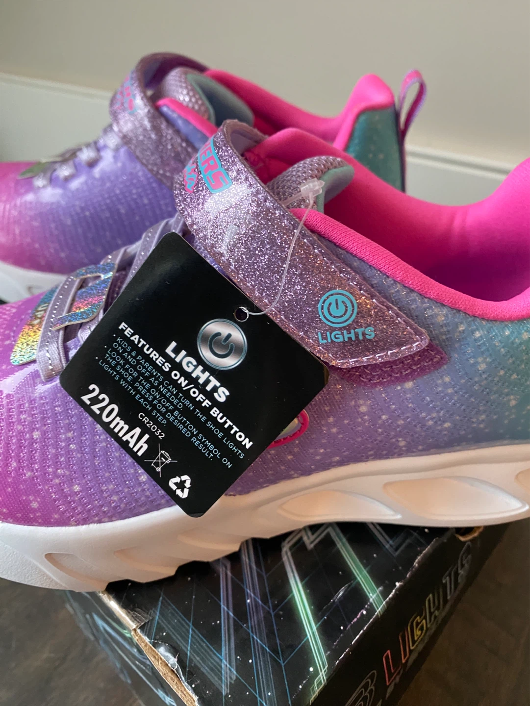 SKECHERS S-Lights Light-Up Sneakers Ombre Girls Size 2 NIB - photo 4