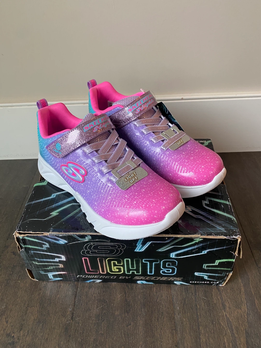 SKECHERS S-Lights Light-Up Sneakers Ombre Girls Size 2 NIB - photo 2