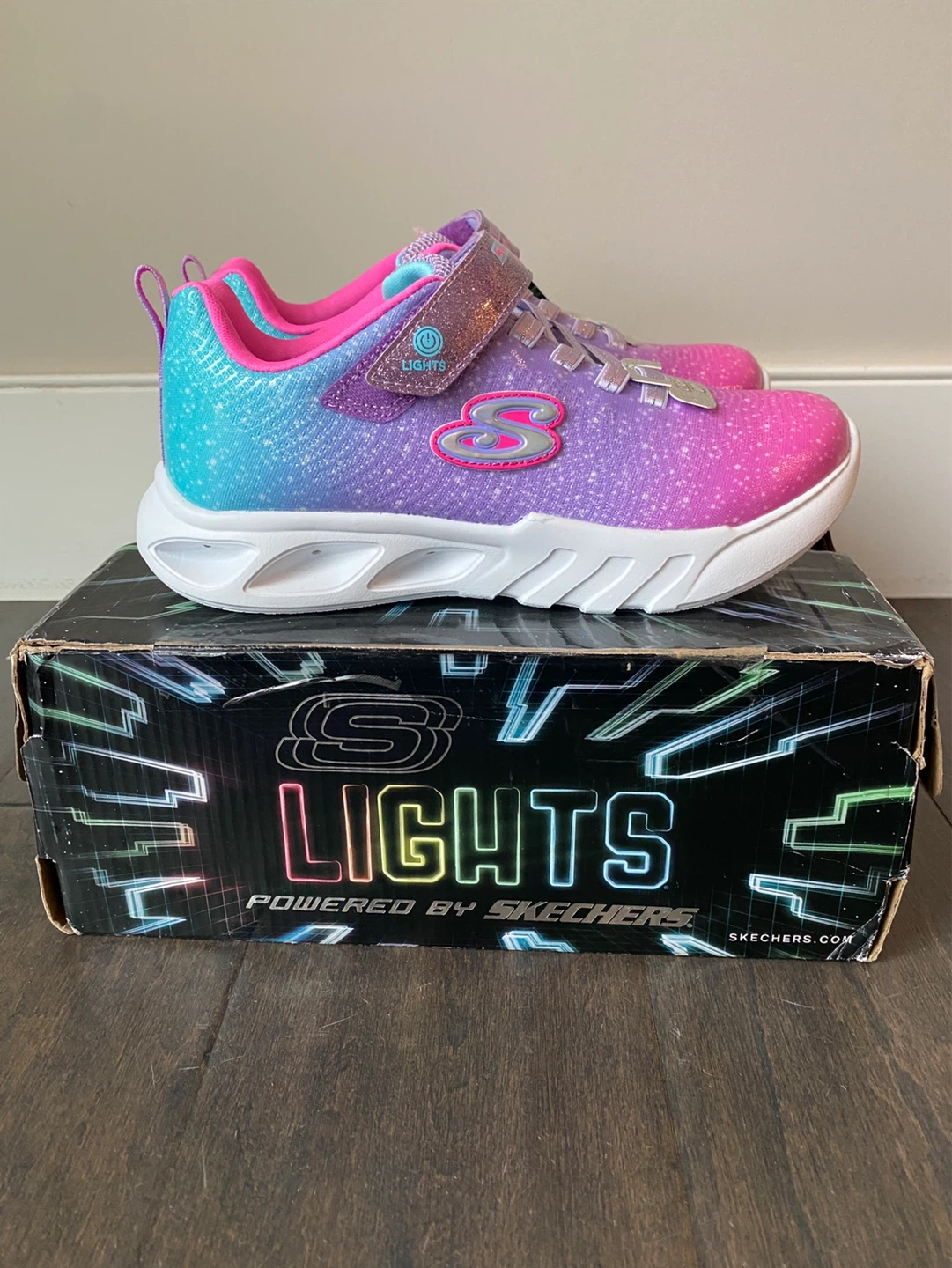 SKECHERS S-Lights Light-Up Sneakers Ombre Girls Size 2 NIB