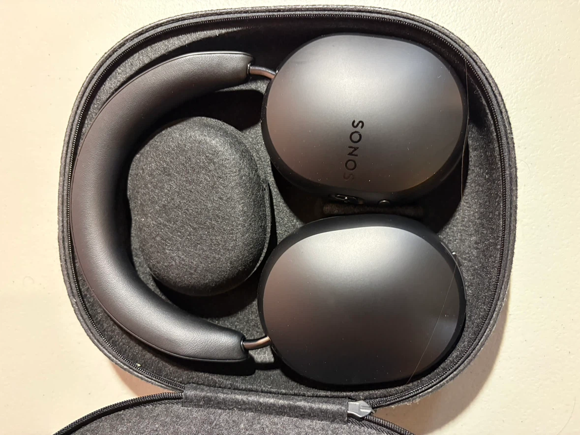 Sonos Headphones with Case - photo 2