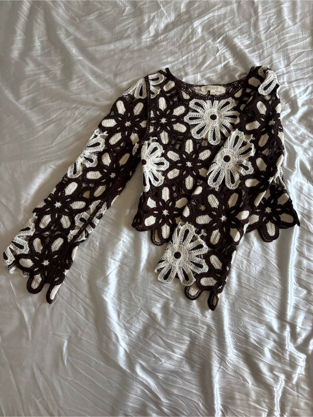 Rebellion Crochet Flower Sweater XS/TP