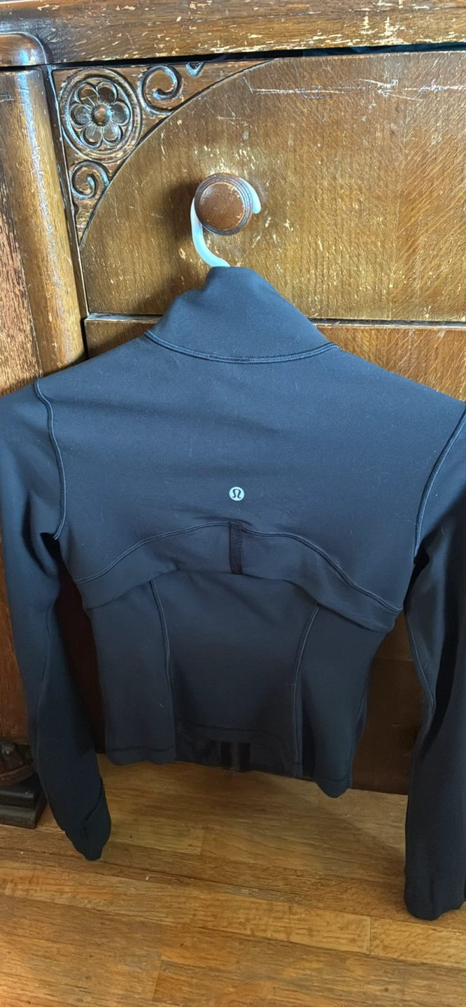 Lululemon Athletica  Define Cropped Nulu Jacket - Black, Size 4 - photo 5
