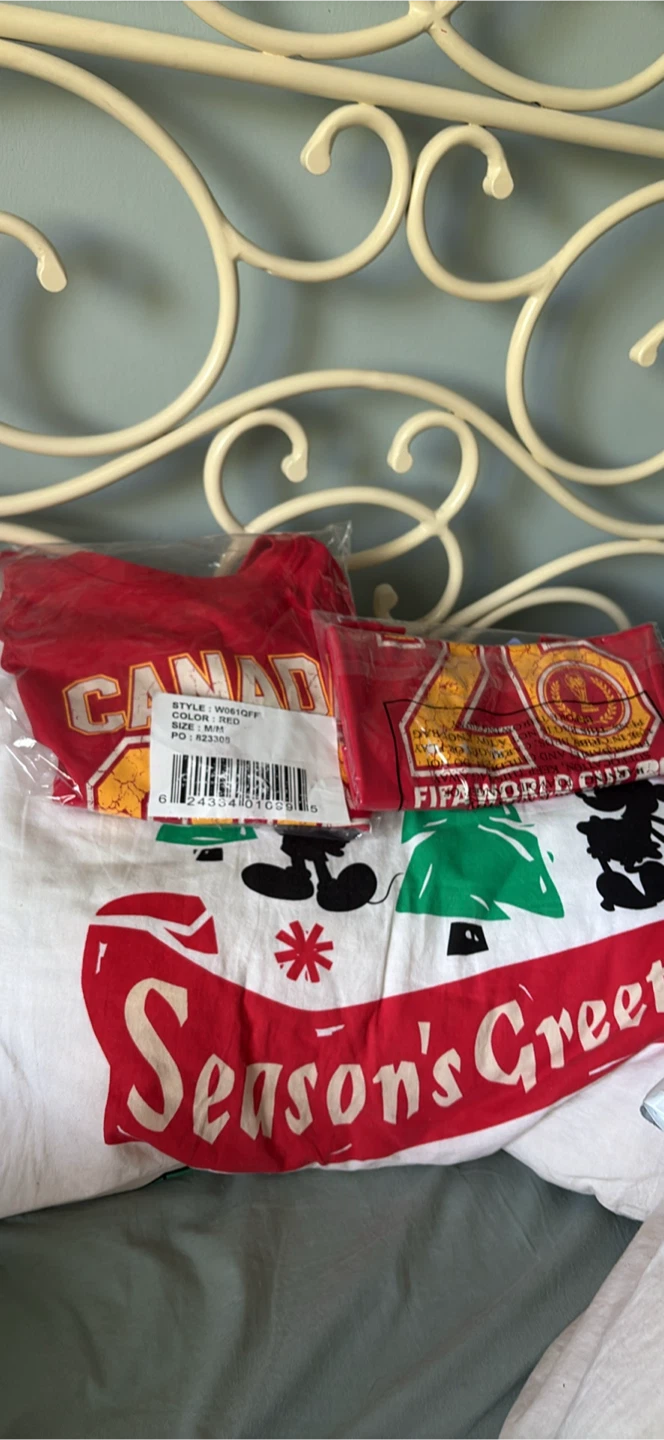 Women Canada Walmart fifa World Cup t shirt size s and medium