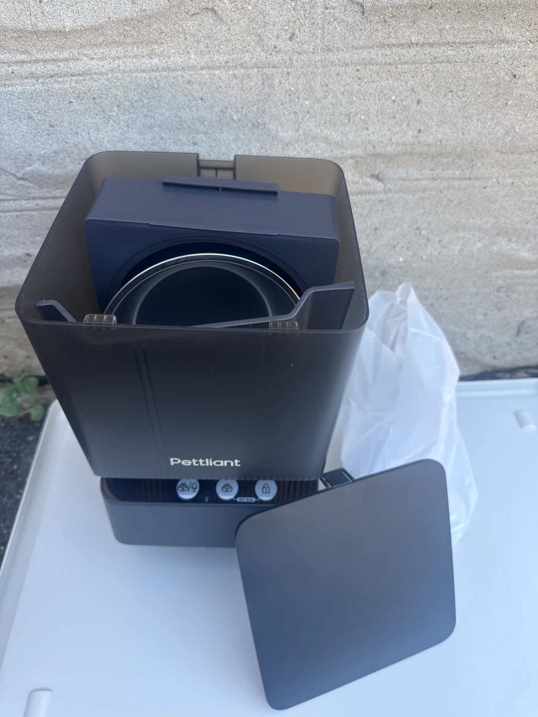 Pettliant Automatic Pet Feeder - photo 2