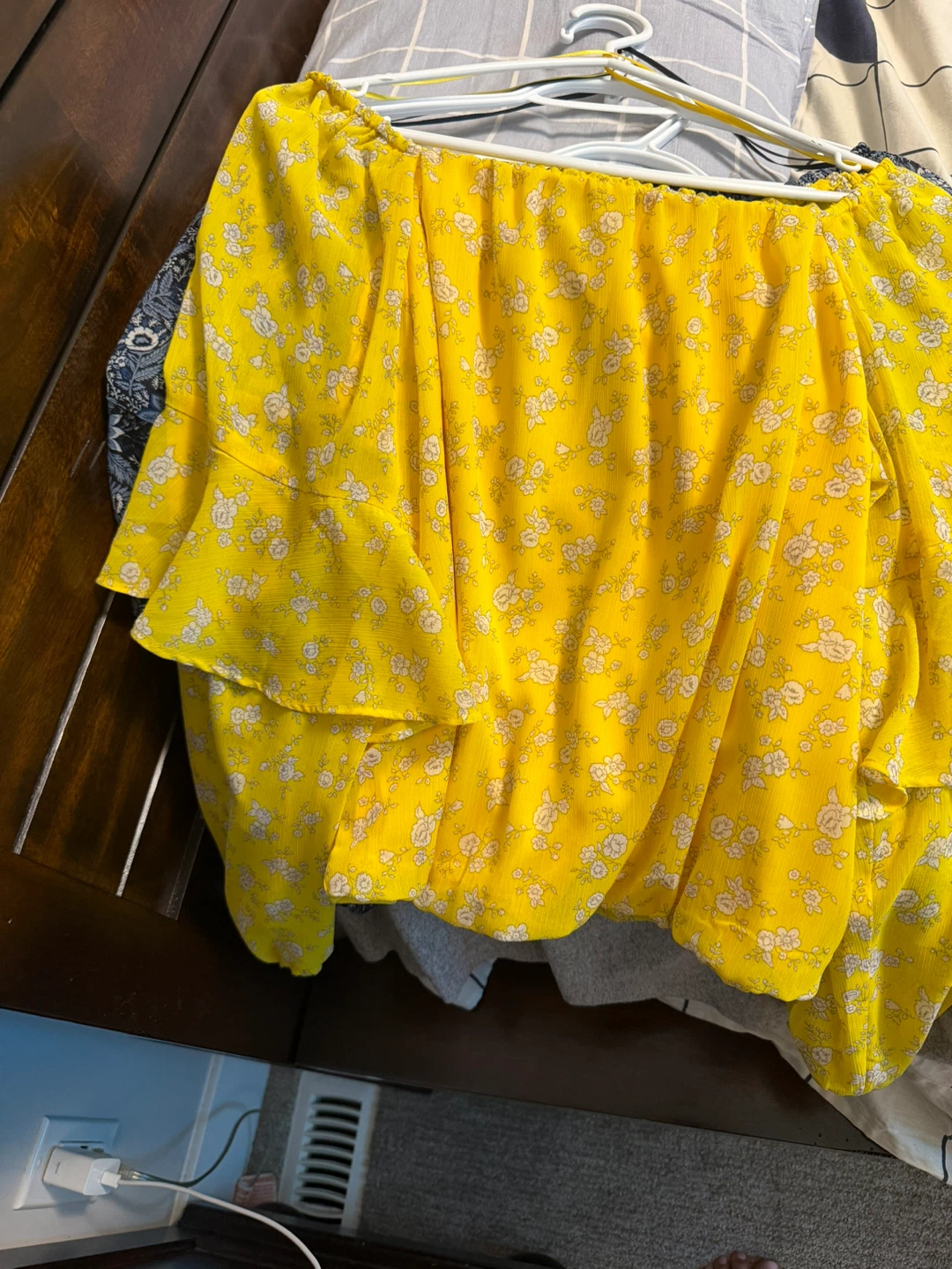 Ladies Tops Bundle - Floral, Blue & Yellow - photo 2