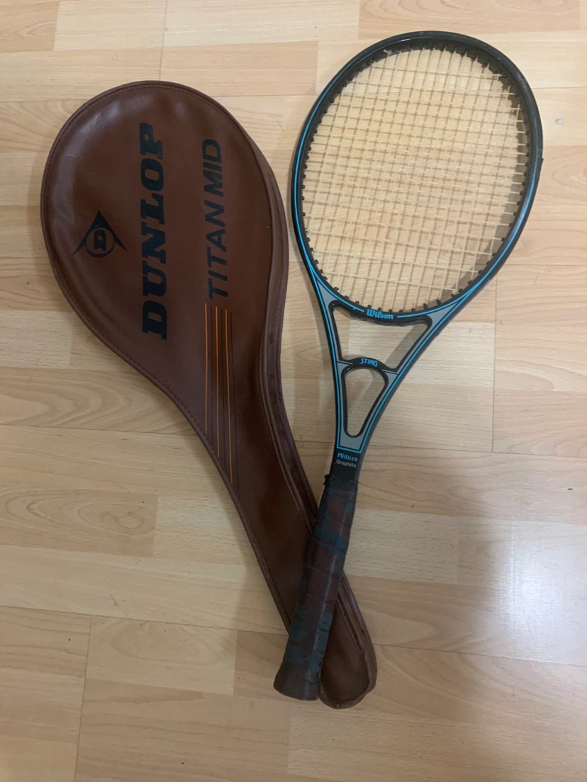 Wilson Sting Midsize Graphite Tennis Racket with Dunlop Cover - photo 3