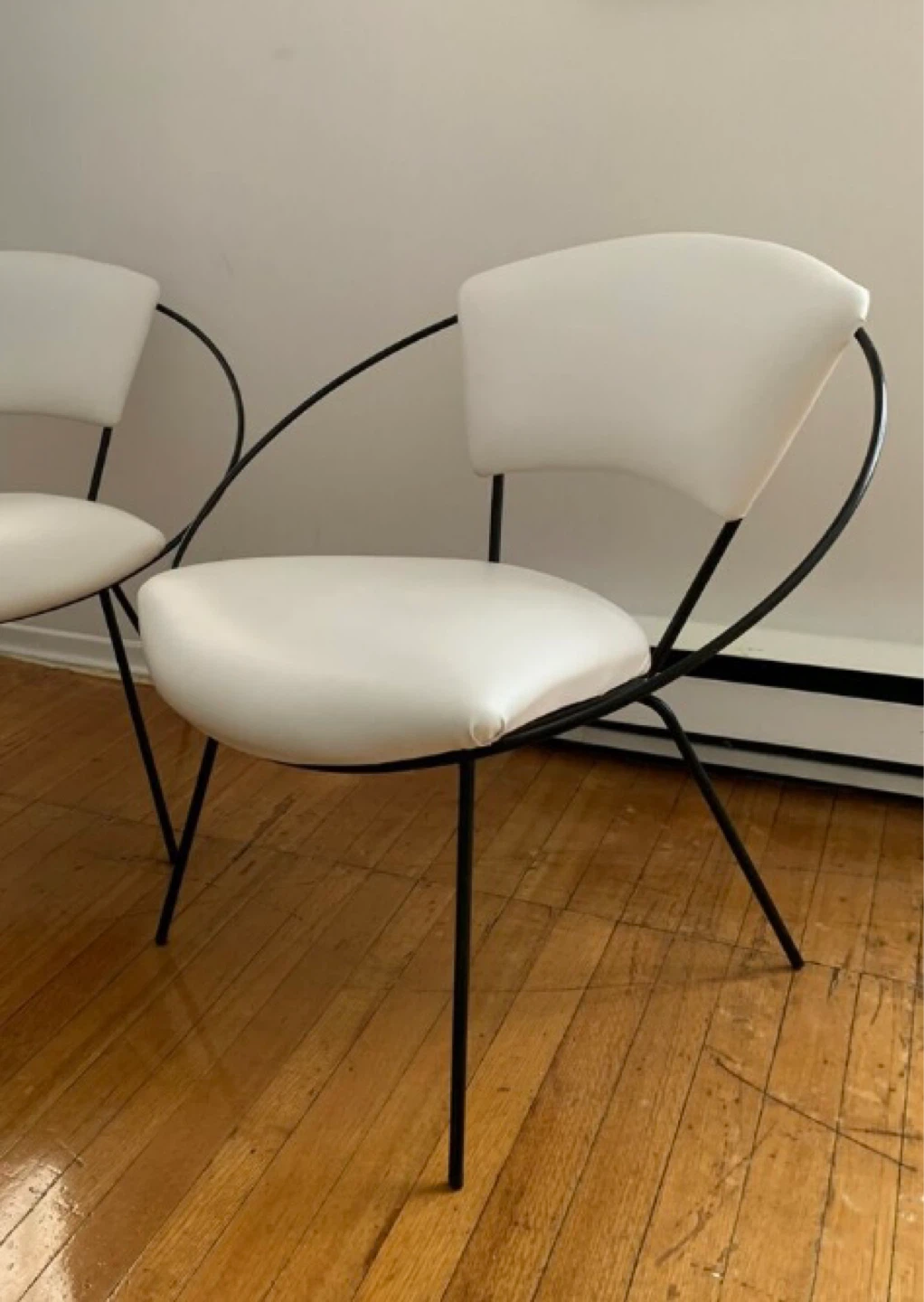 Rare white and black MCM circle chair - photo 2