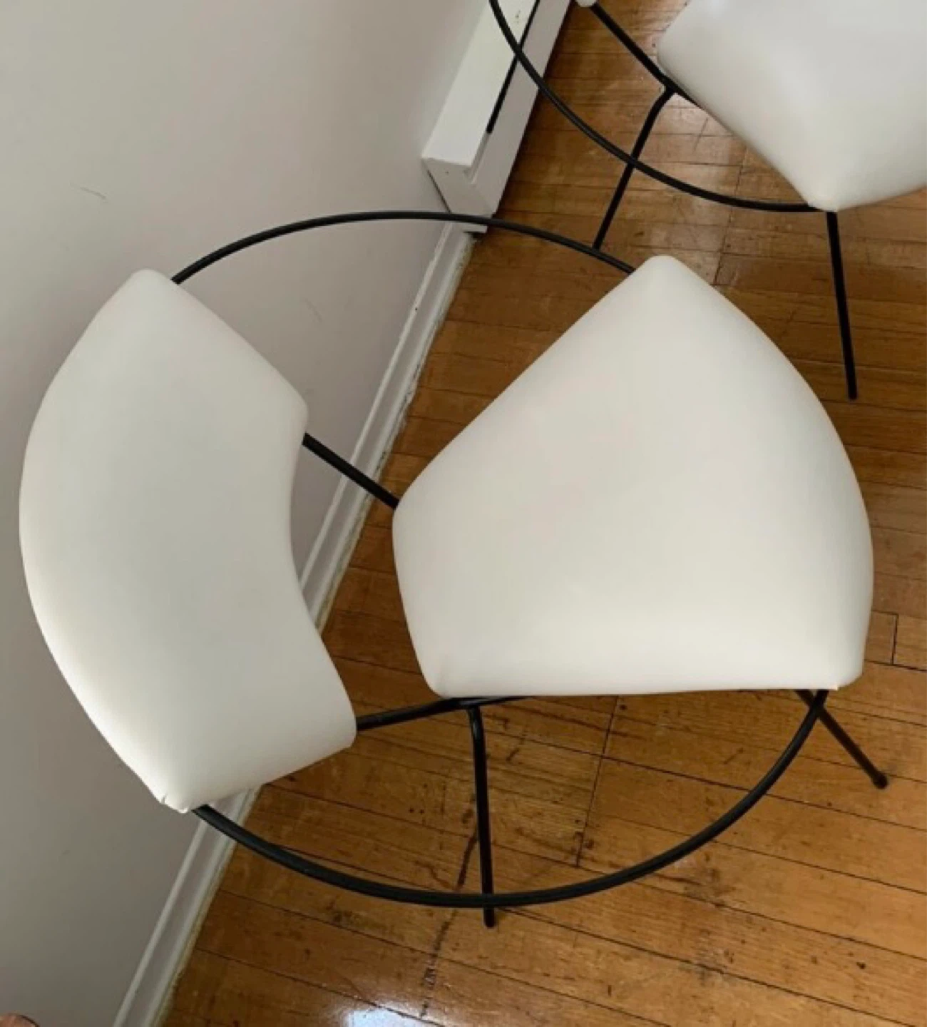Rare white and black MCM circle chair - photo 4