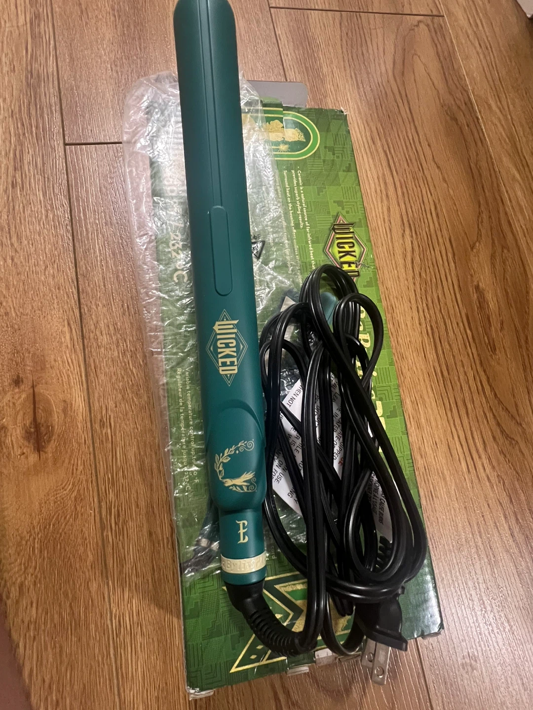 BaBylissPRO Wicked Ceramic Flat Iron - photo 3
