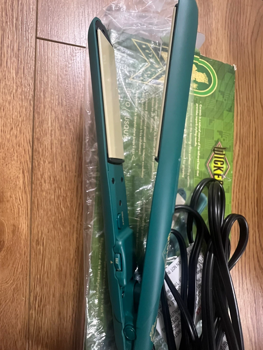 BaBylissPRO Wicked Ceramic Flat Iron - photo 4