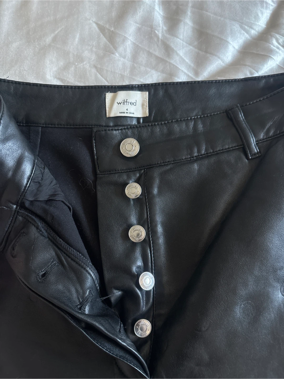 Wilfred Black Faux Leather Cargo Pants Size 4 - photo 2