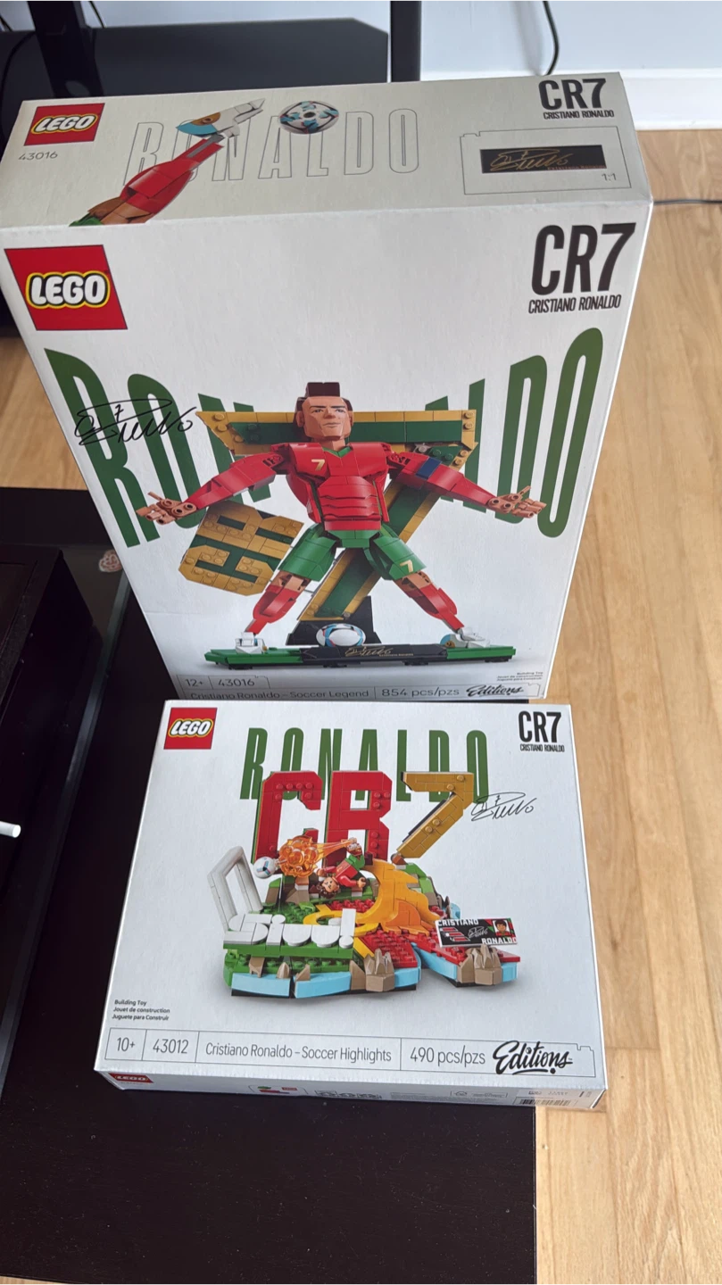 LEGO Cristiano Ronaldo CR7 Soccer Legend & Highlights Sets